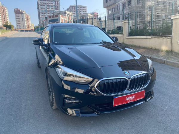 BMW 216 D  2021